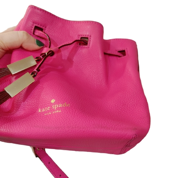Kate Spade Tiny Cooper Bucket Bag - Picture 14 of 16